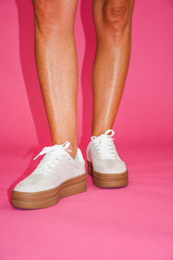 Autumn Avenue Sneakers